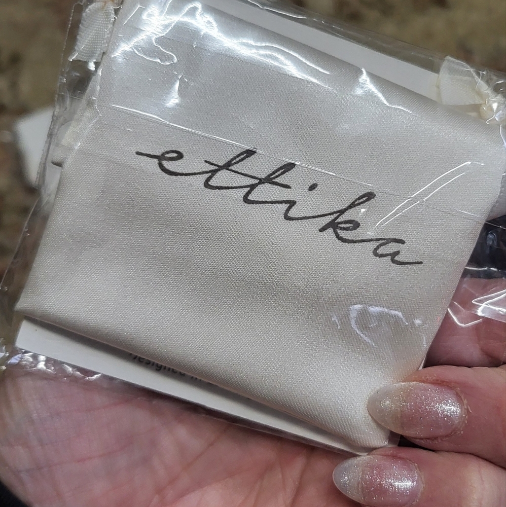 Ettika #2 Gold Ring Set of 2 18k Plated NWT - Picture 3 of 9